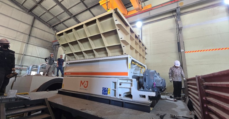Supply, Installation & Commissioning of M&J Shredder